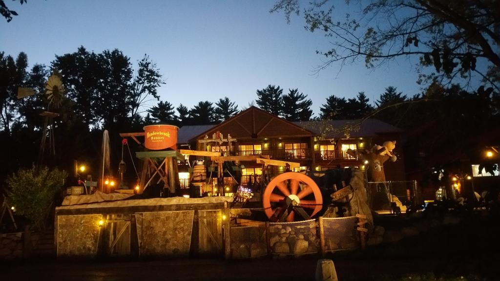 Meadowbrook Resort Wisconsin Dells Buitenkant foto