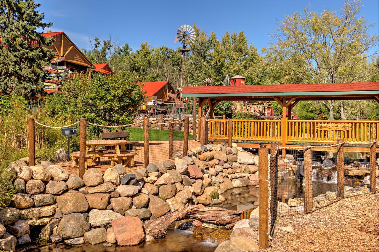 Meadowbrook Resort Wisconsin Dells Buitenkant foto